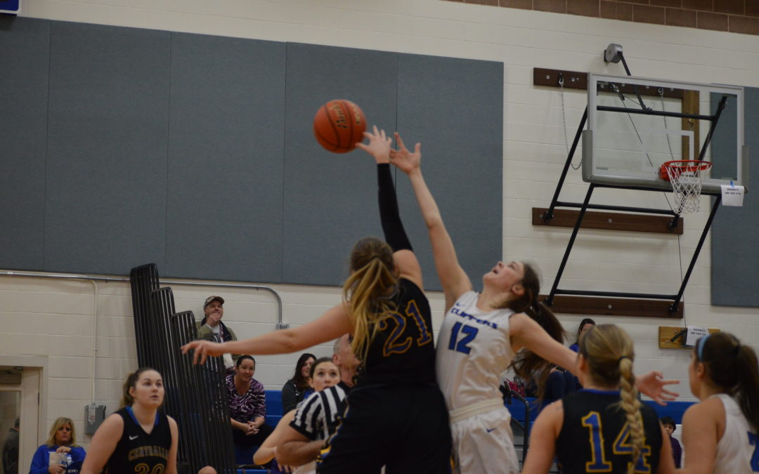 Centralia College Hoops: Lady Blazers get 1st Conference win; Men drop a tough one at SPSCC