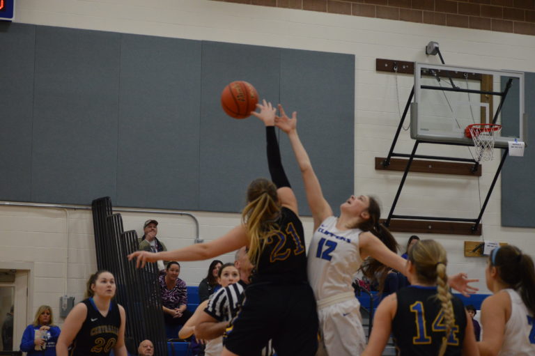 Centralia College Hoops: Lady Blazers get 1st Conference win; Men drop a tough one at SPSCC