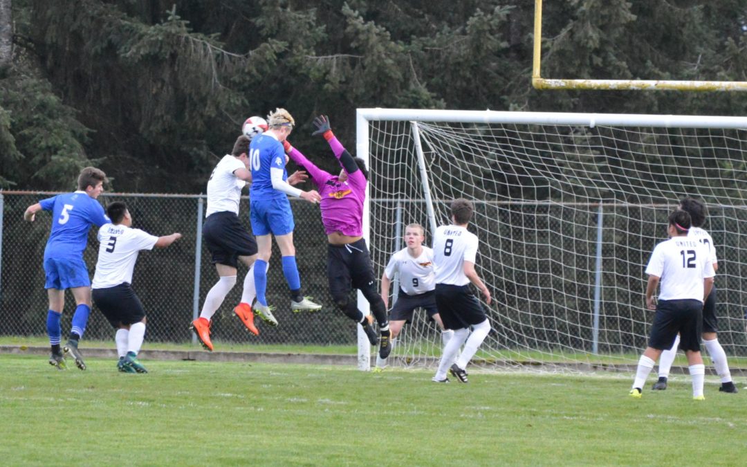 Soccer: United blanks La Center in battle for 1st Place