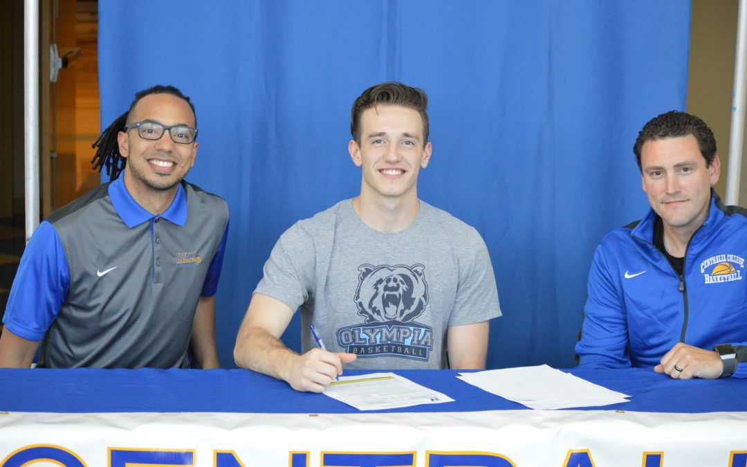 Centralia College adds another piece to men’s Hoops Team