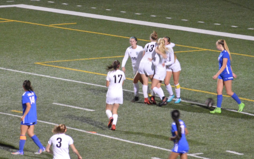 Soccer: Bonney Lake surges in 2nd half holds off Lakes remain unbeaten