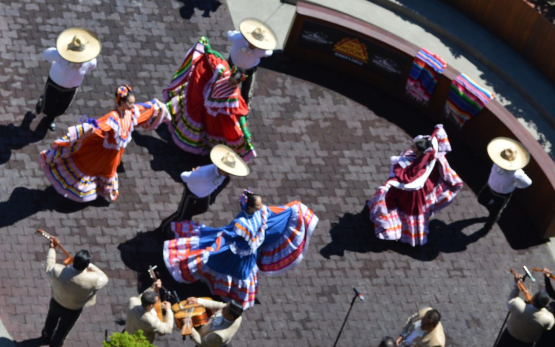 Emerald Downs hosts annual Fiesta Primeo Esmeralda